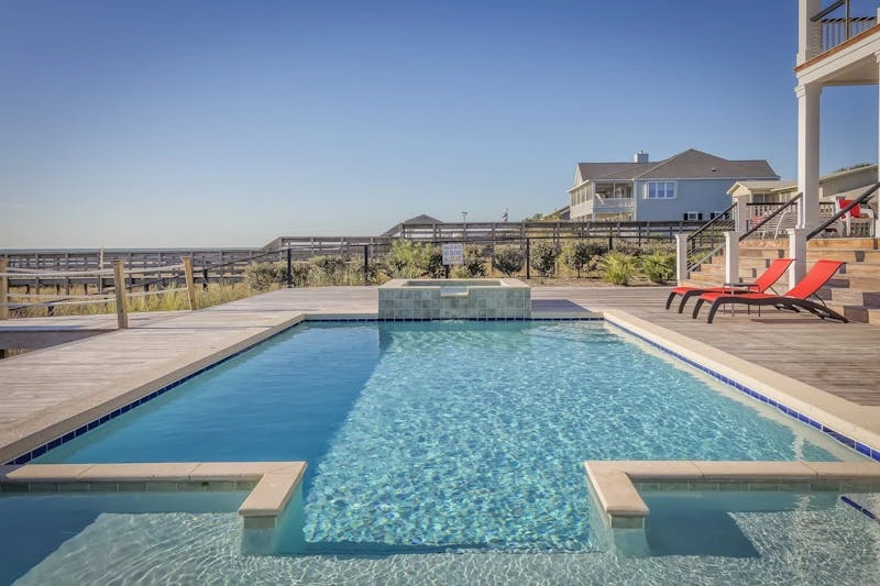 How to Clean the Swimming Pool: A Simple Aussie Guide